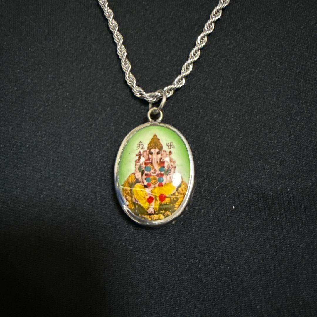 ガネーシャ（グリーン）オームペンダント藤井風ネックレスお風呂チェーン他おまけつき