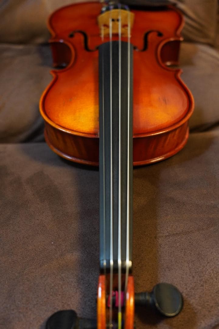 【黄金期・良音】　スズキ　バイオリン　No.330 1/2　70年代　新品弓