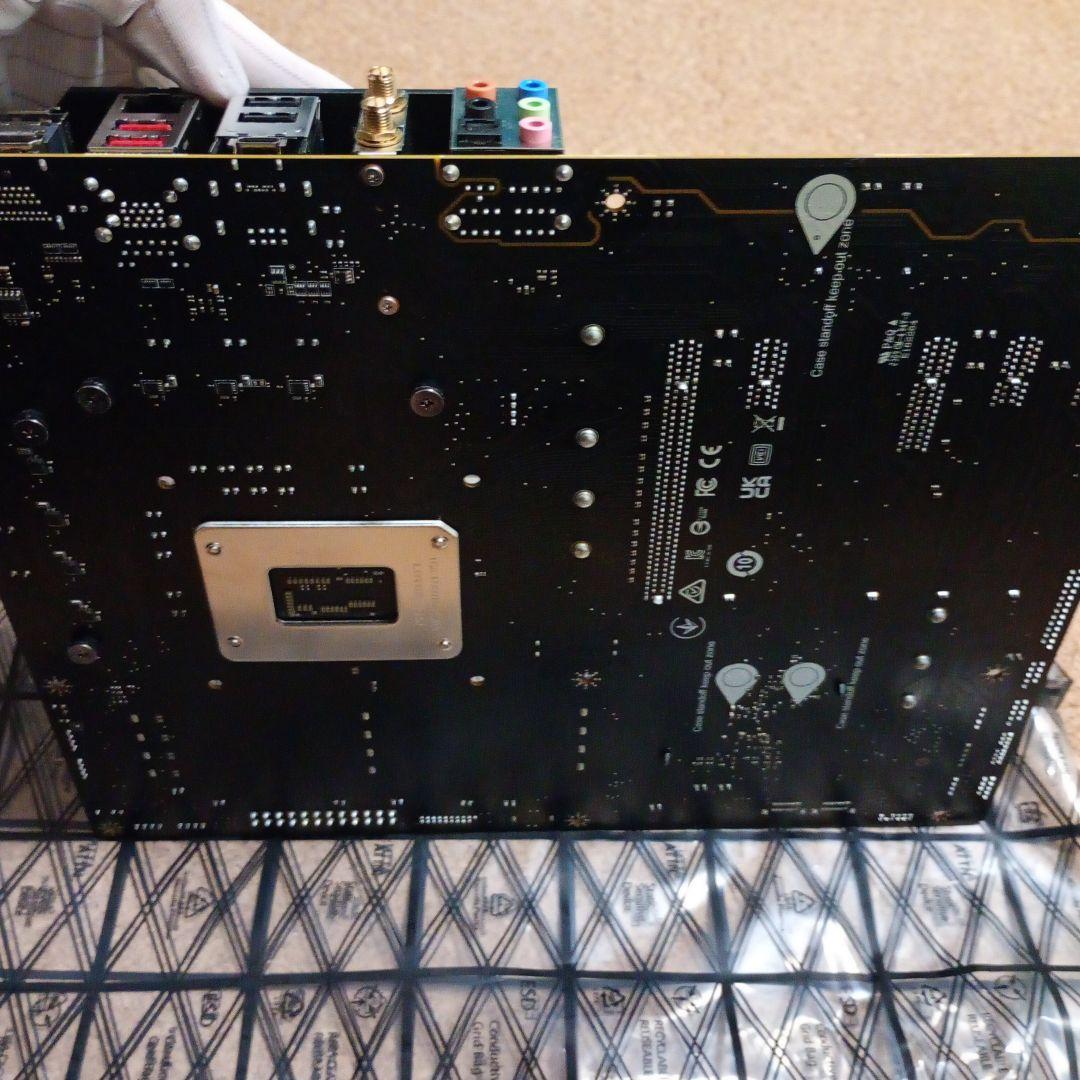 マザーボード MSI B760 GAMING PLUS WIFI