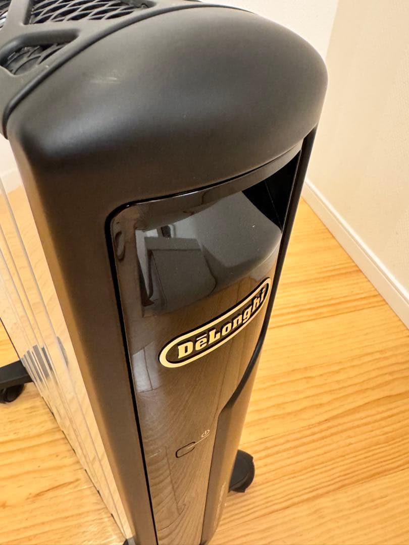 新品 デロンギマルチダイナミックオイルヒーター【リモコン付】MDH-15BK