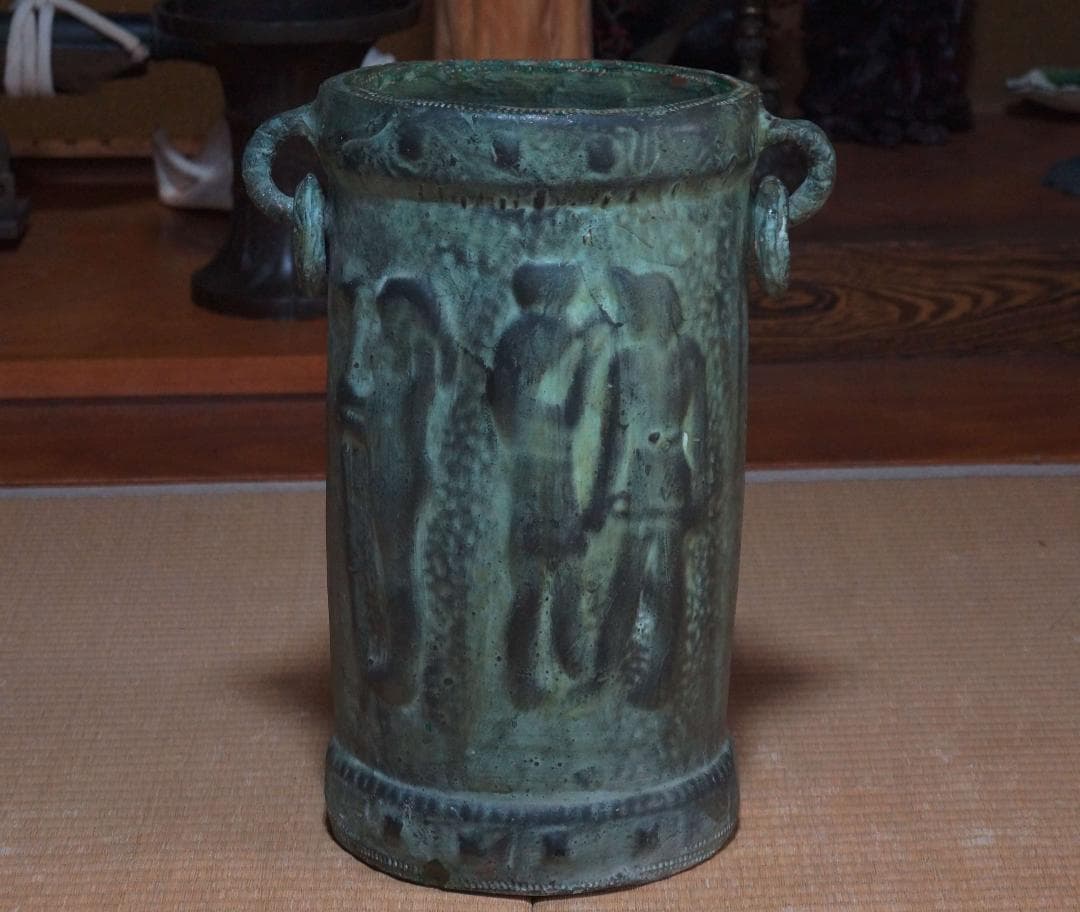 スペイン製 陶器製 細工浮彫『古代エジプト壁画風』大型造形飾り壺 双耳飾り壺