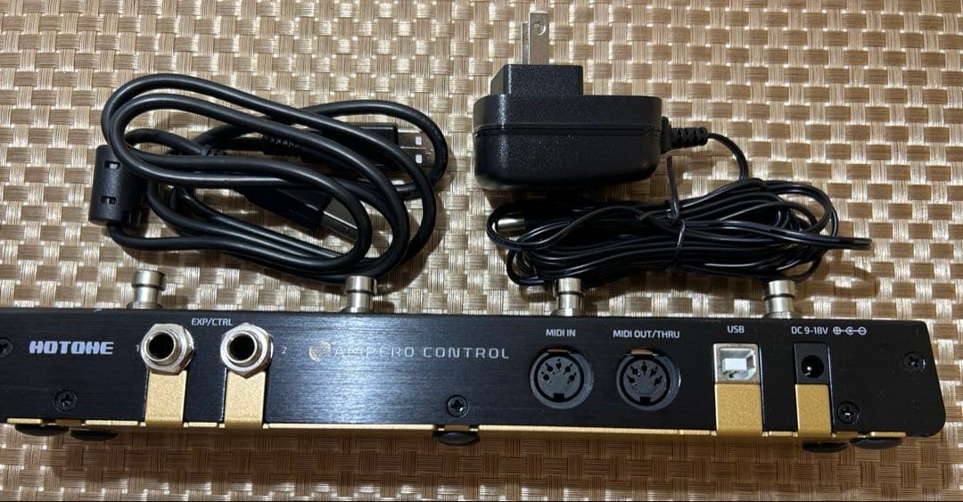 HOTONE AMPERO CONTROL MIDIフットコントローラー