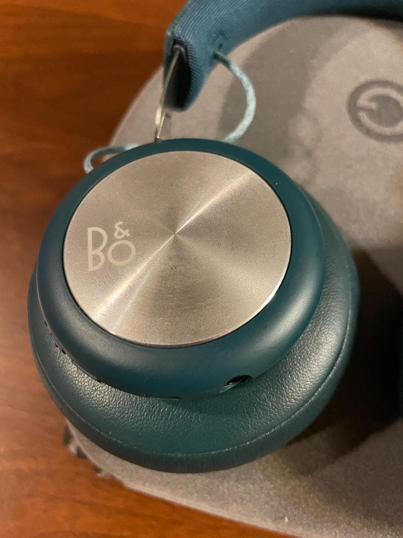 B&O PLAY Beoplay H4 （Geekriaヘッドホンケース付き）