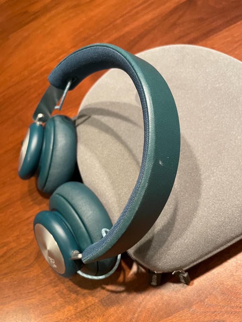B&O PLAY Beoplay H4 （Geekriaヘッドホンケース付き）