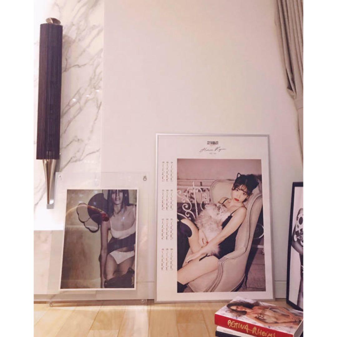 【額付き】22market 小嶋陽菜 こじはる ポスター カレンダー B1