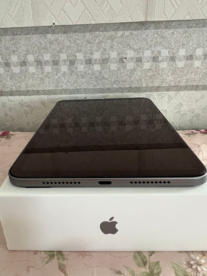 iPad mini A17pro 第7世代 Wi-Fi128GBスペースグレー