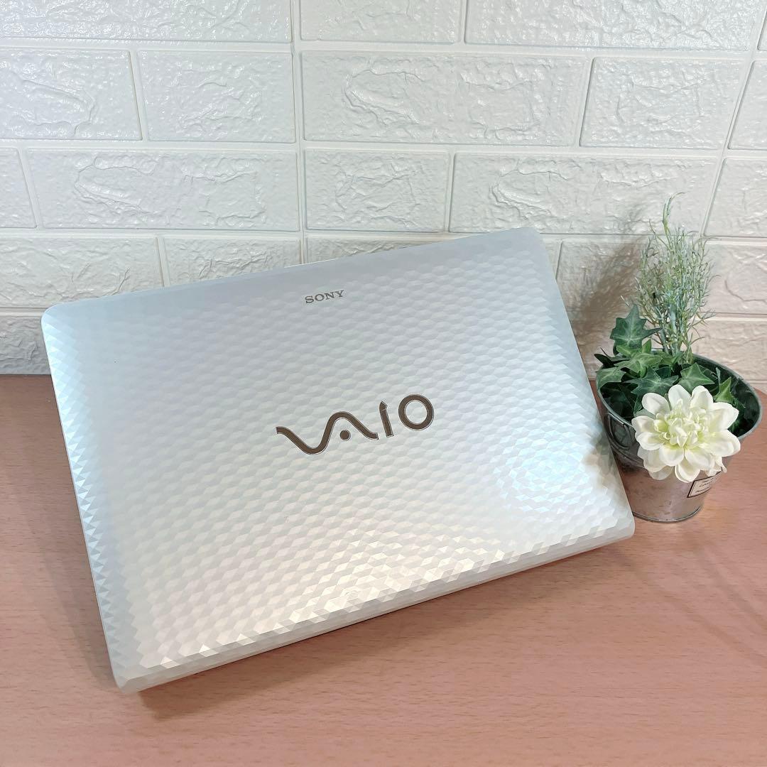 Windows11✨SSDで快適☘️大人気VAIOカメラ付すぐ使えるノートパソコン