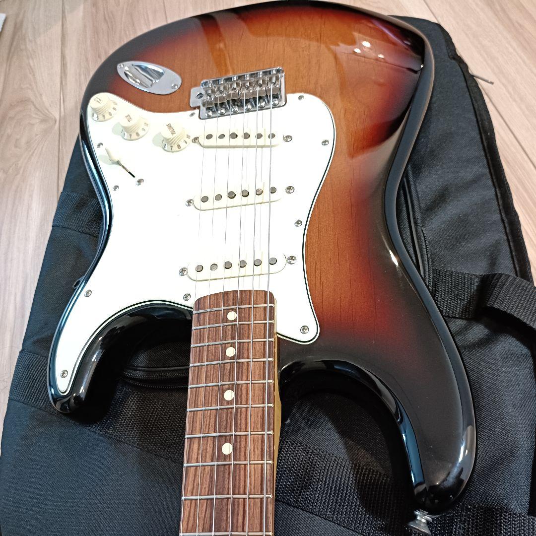 Fender Vintera 60s Strat 美品 追柾目ネック 3TS