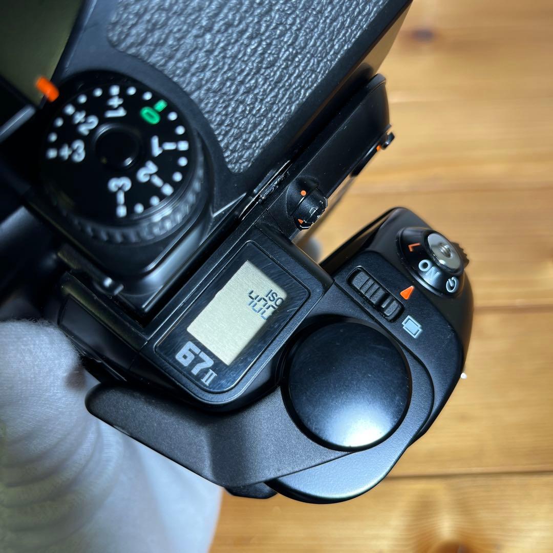 k*7様 PENTAX 67Ⅱ ボディ AEファインダー