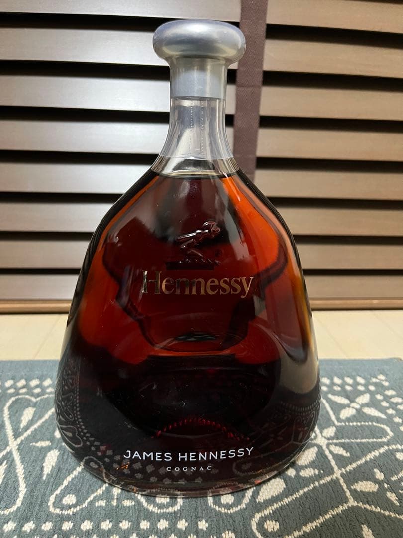 James Hennessy ジェームスヘネシー