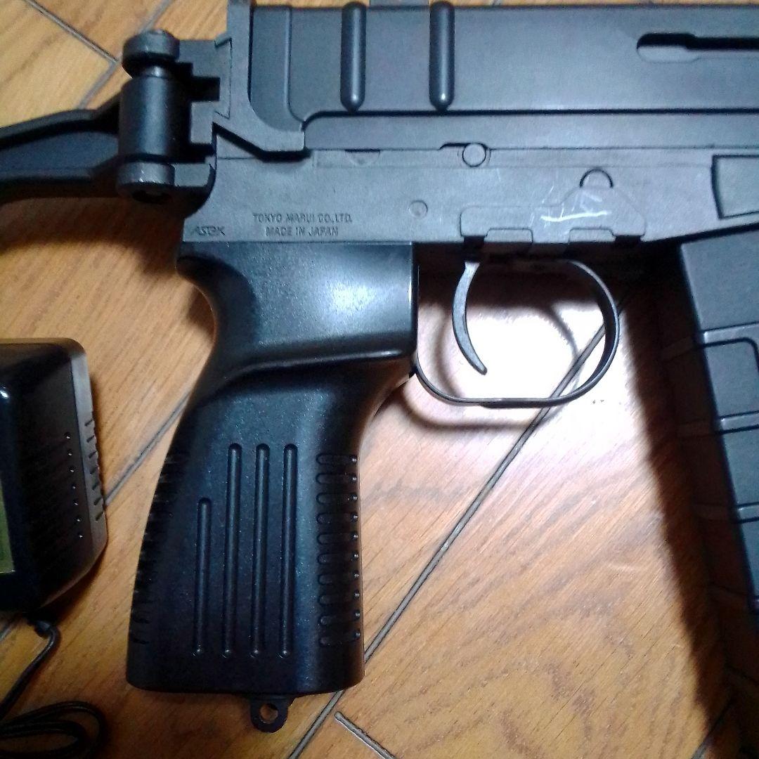 東京マルイ　電動ガン　スコーピオン Vz.61外装カスタム