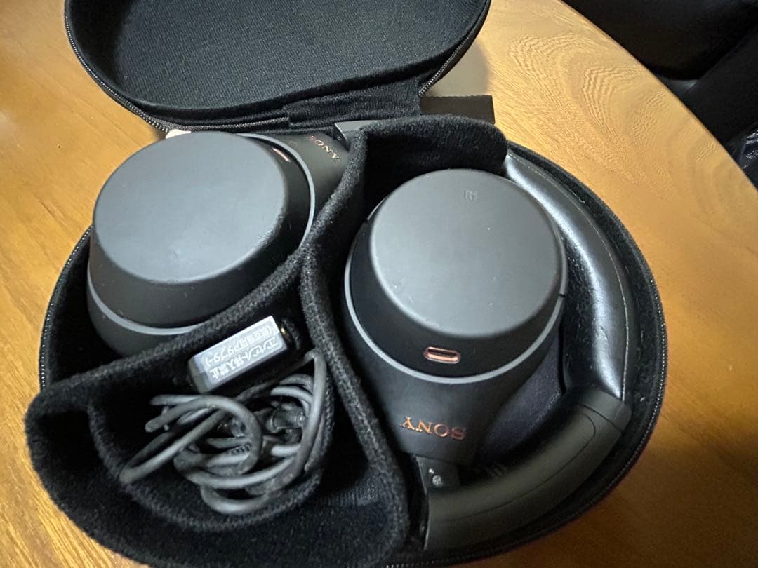 SONY WH-1000XM4 キャリングケース付き