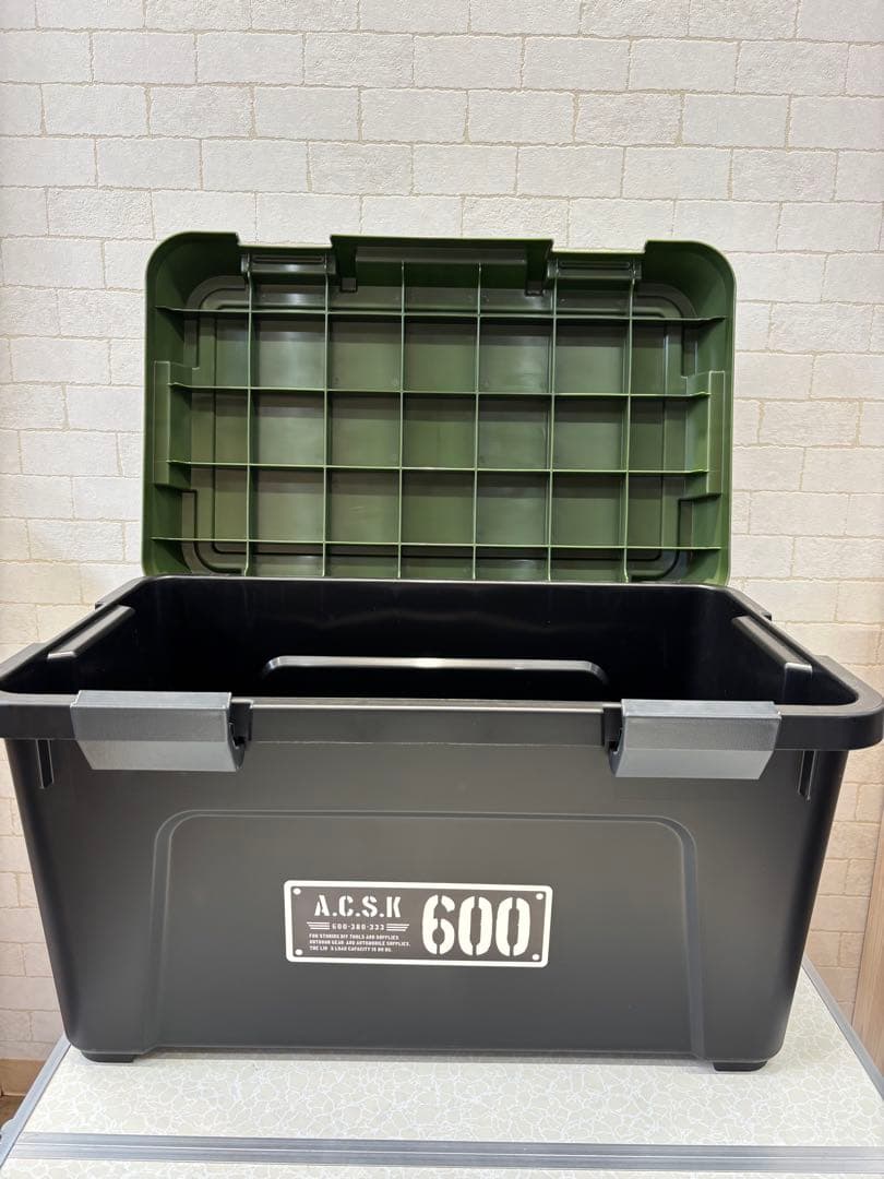 nikoneko BOX 外猫ハウス　猫