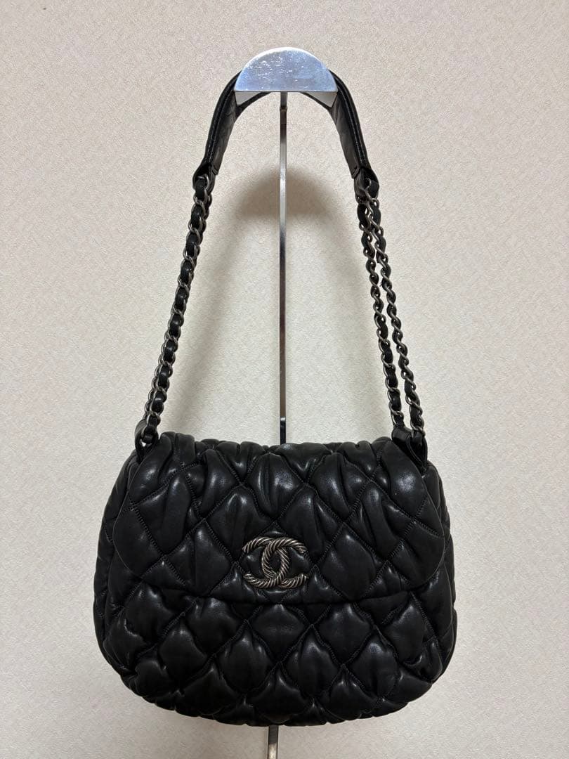 ジ*ー様 CHANEL バブルキルトチェーンショルダーバッグ
