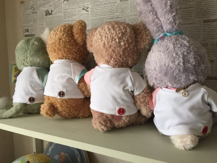 ダッフィー&フレンズ柄♪Sサイズ♪サニーファン Tシャツ★リメイク