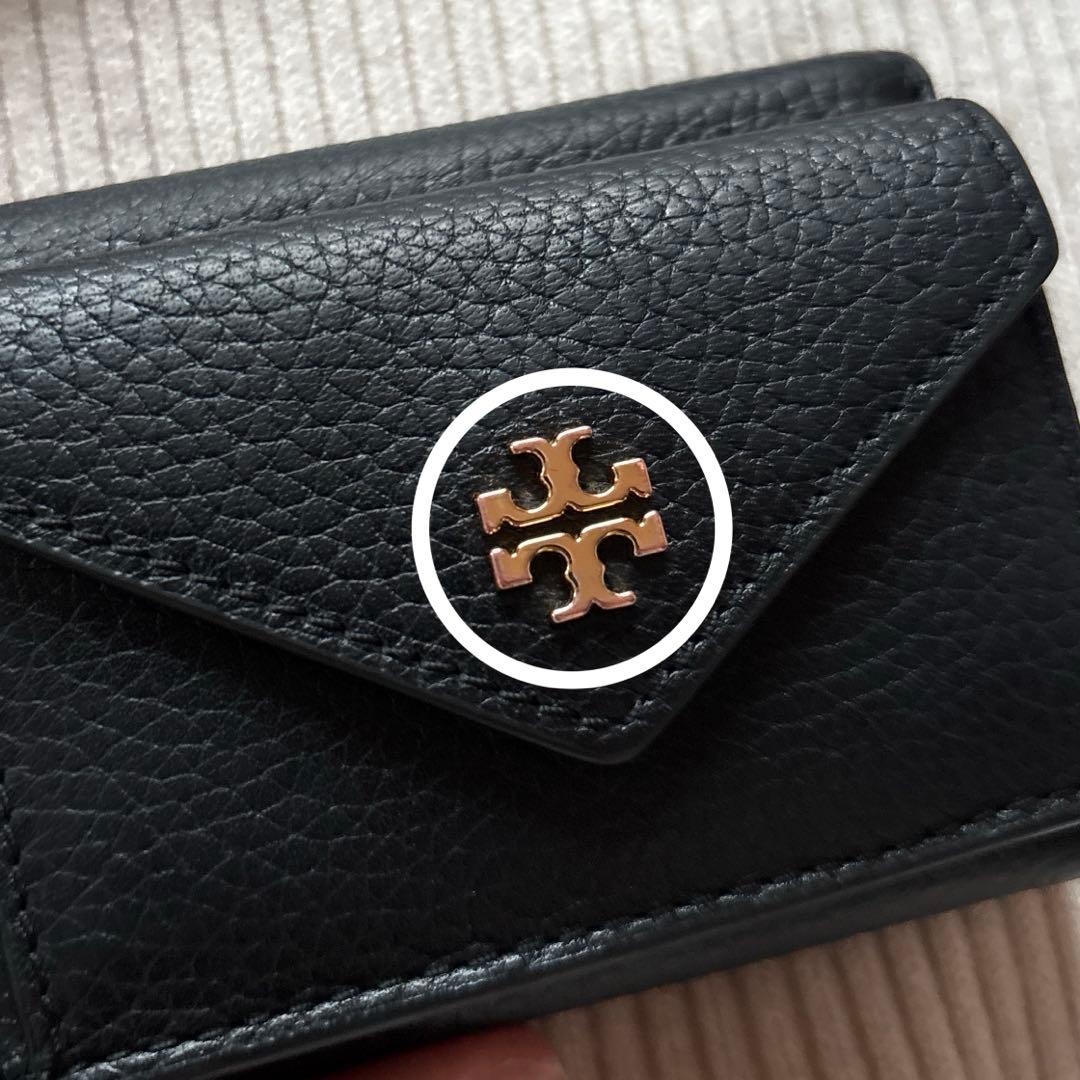 【ペコ】トリーバーチ　三つ折り財布　財布　レザー　コンパクト　ブラック