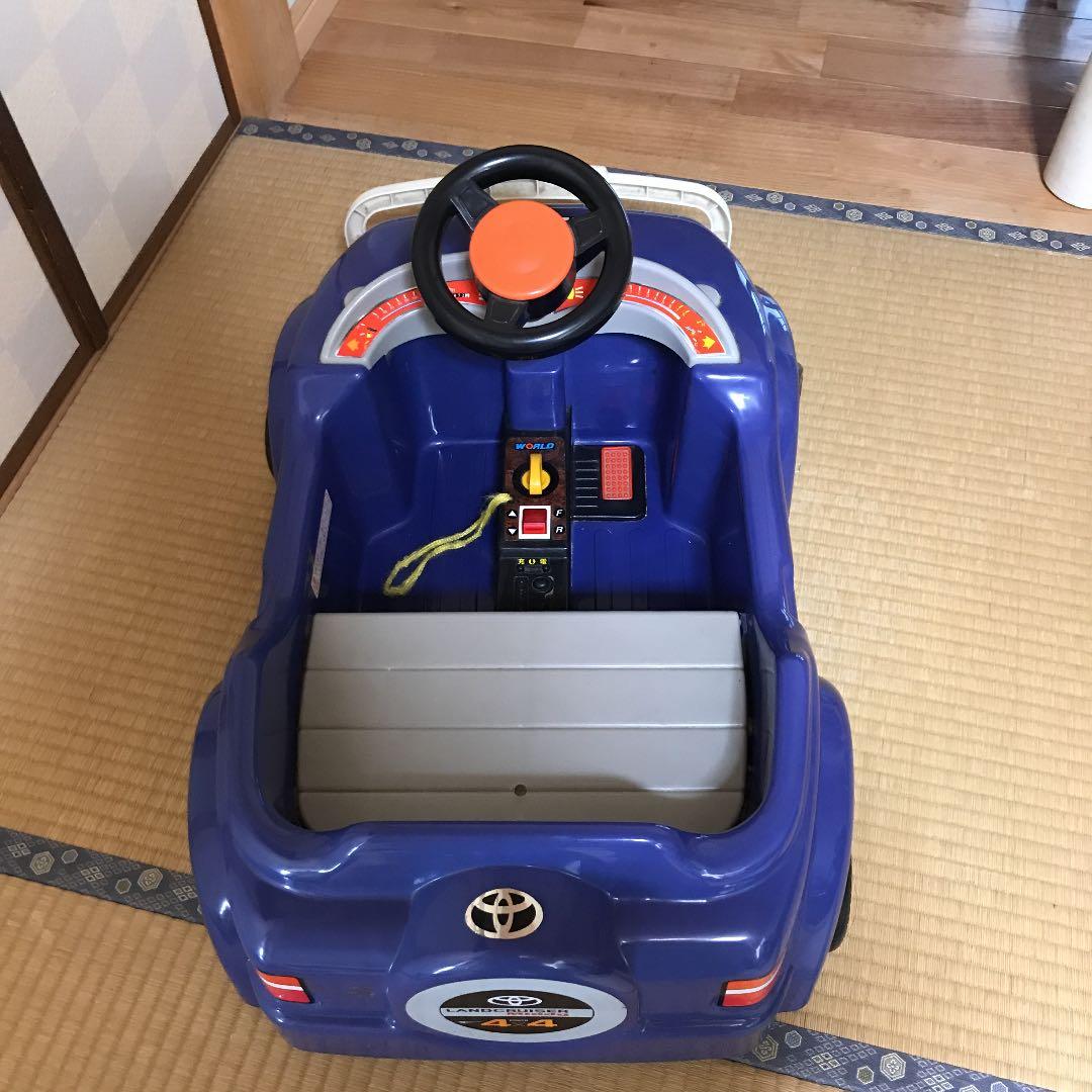 子供用乗り物　車（ランクル）※動きません