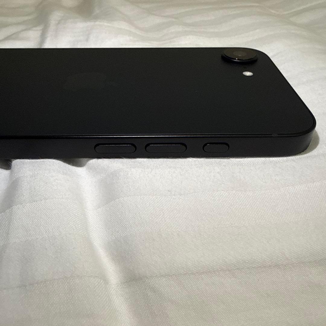 iPhone 16e 128GB ブラック SIMフリー[12/21迄]
