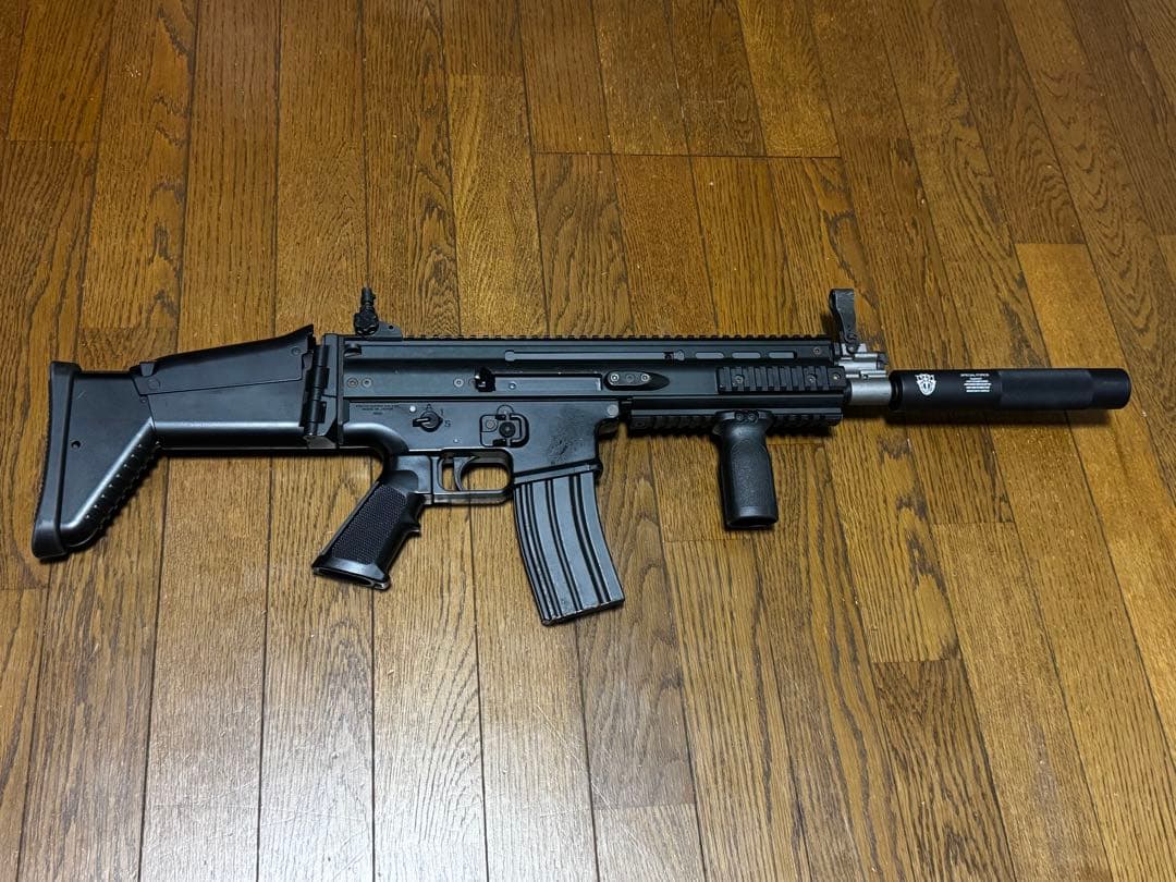 東京マルイ 次世代 スカーL ブラック eotech