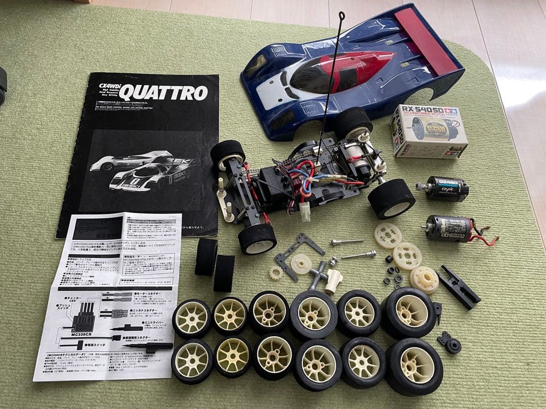 ayk (青柳)クワトロ4wd ラジコン