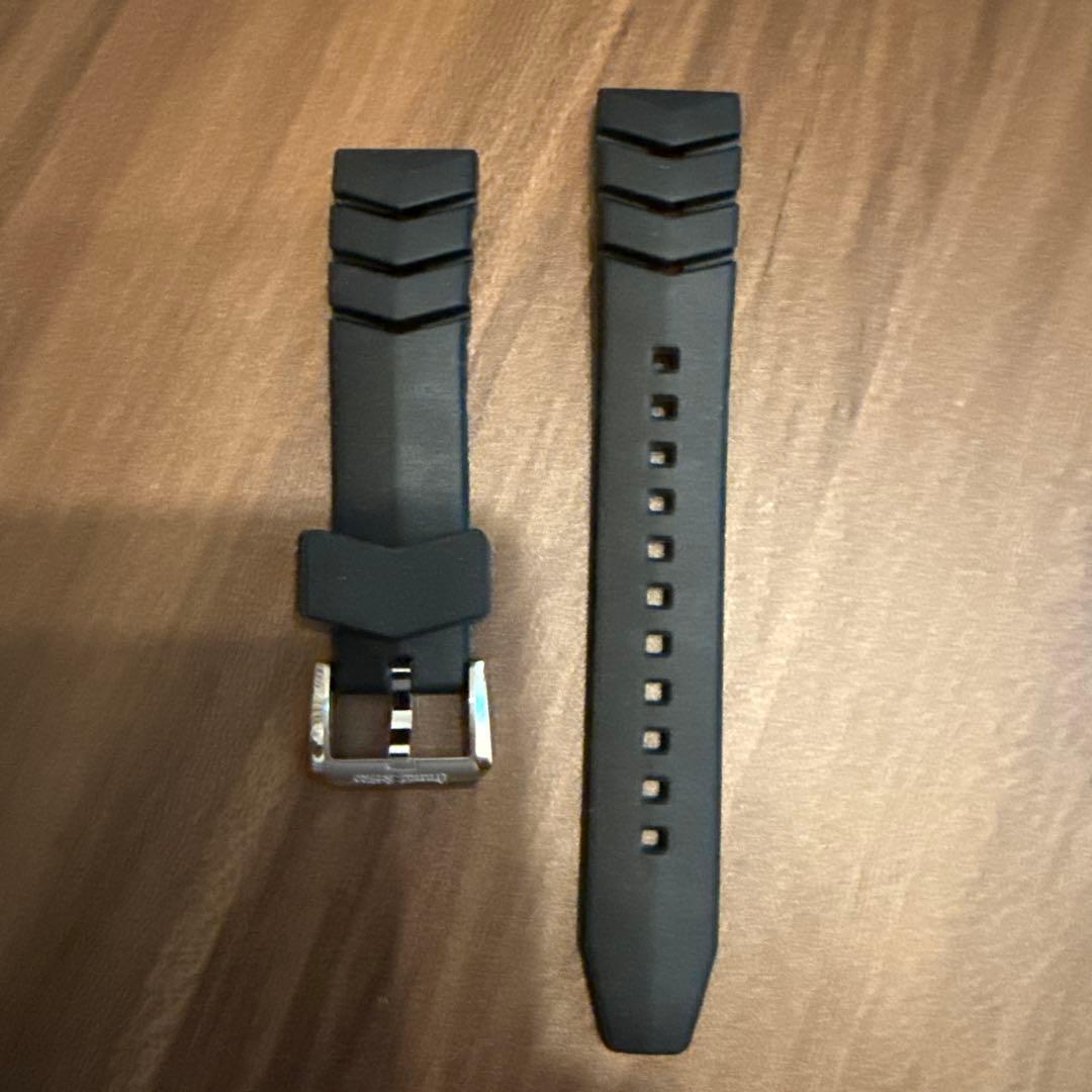 グランドセイコー　ブラック ラバーベルト ステンレスバックル　22ミリ
