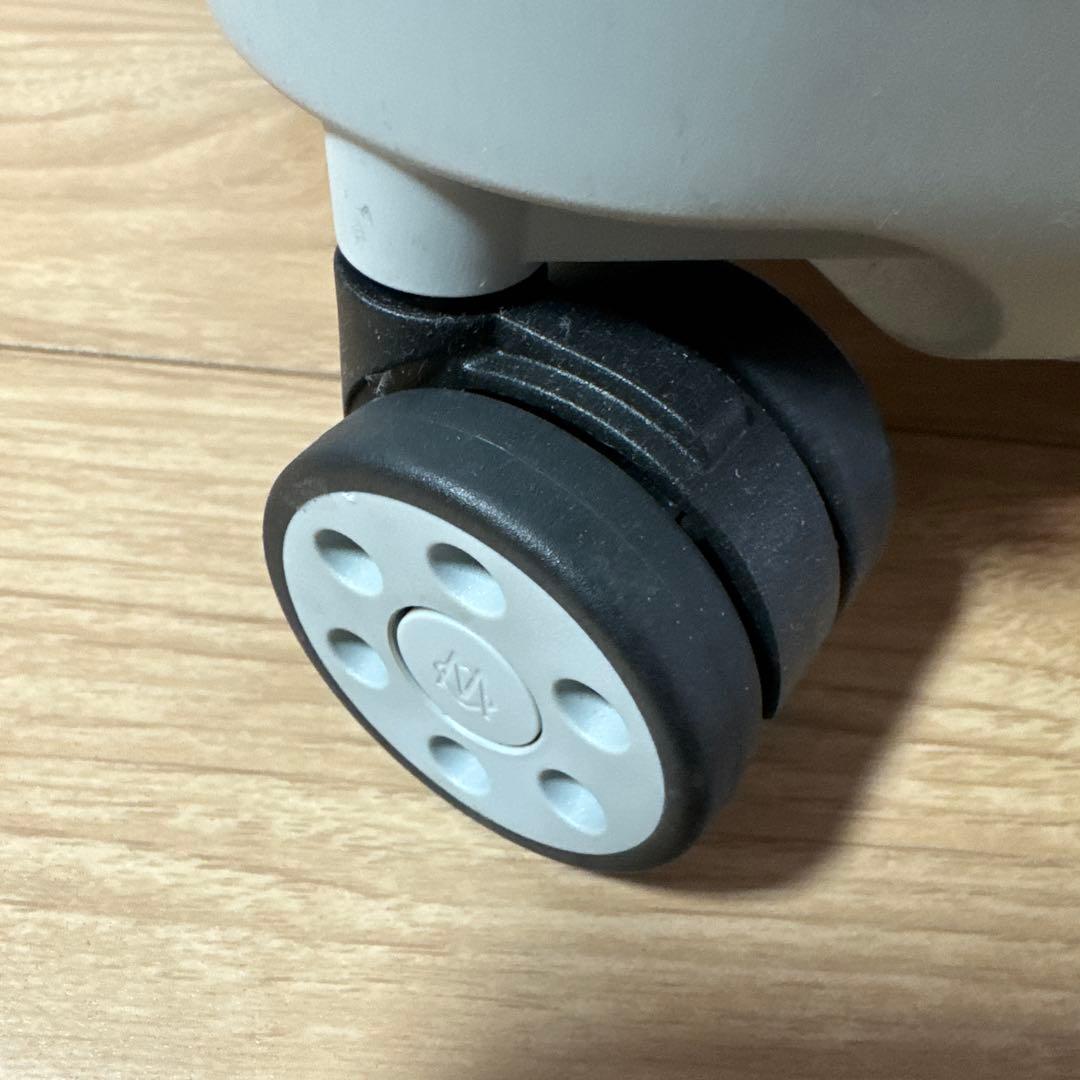 【ほぼ未使用】リモワ RIMOWA キャビンプラス オリジナル 49L