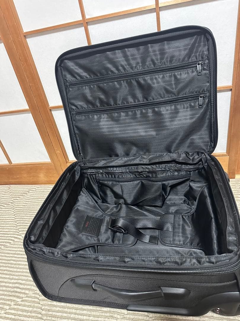 【未使用級】TUMI 22018DH トゥミ　キャリーケース　TSAロック付き
