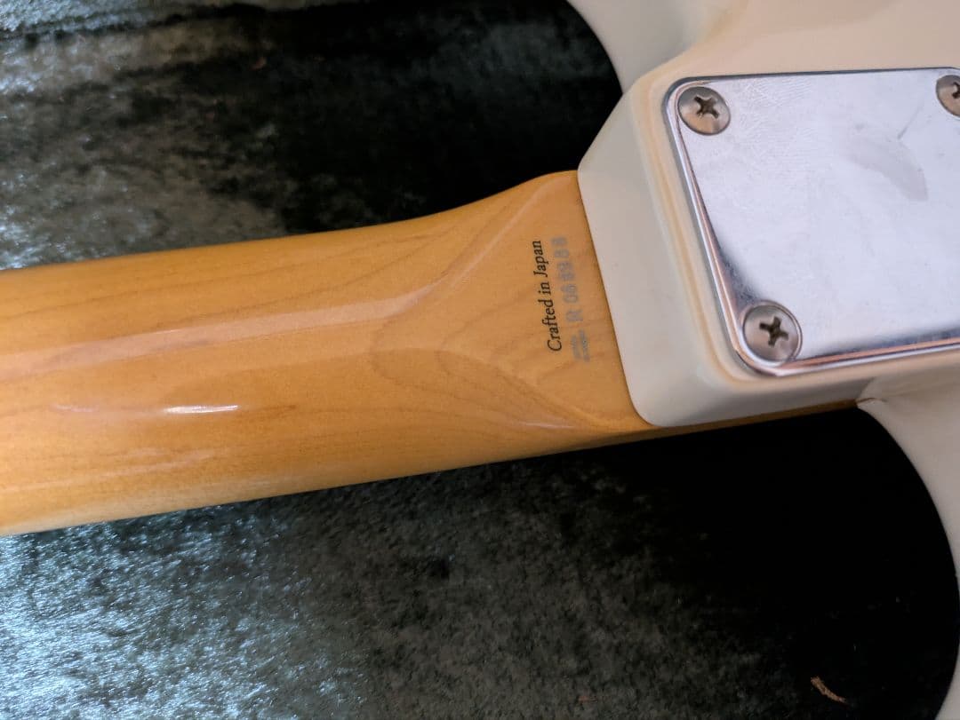 ギター fender japan st62 mod