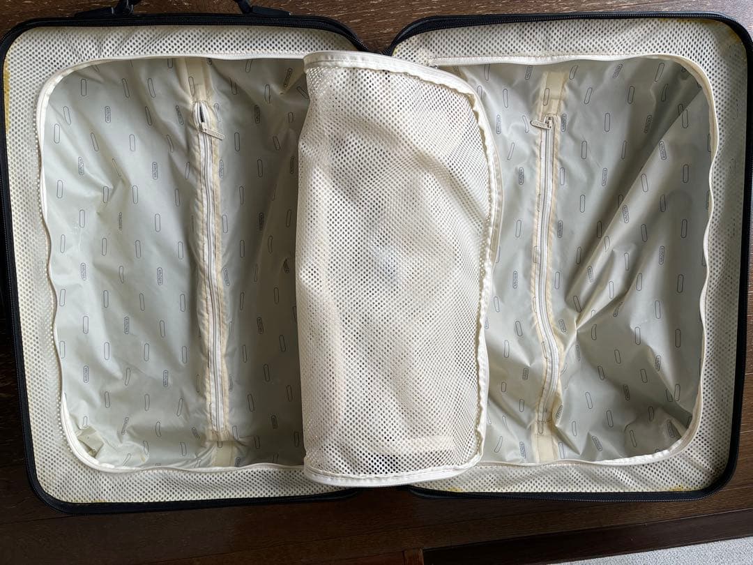 RIMOWA ライトブルー キャリーケース 機内持ち込みサイズ