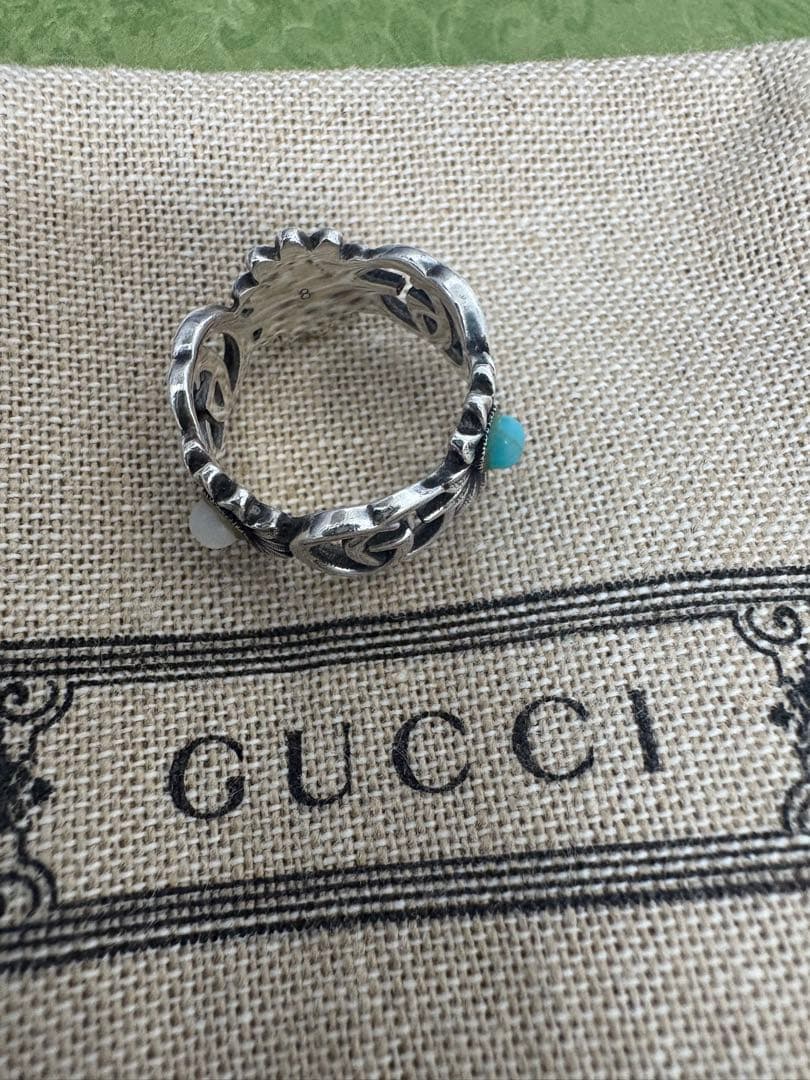 Gucci ダブルG マザー・オブ・パール フラワー リング