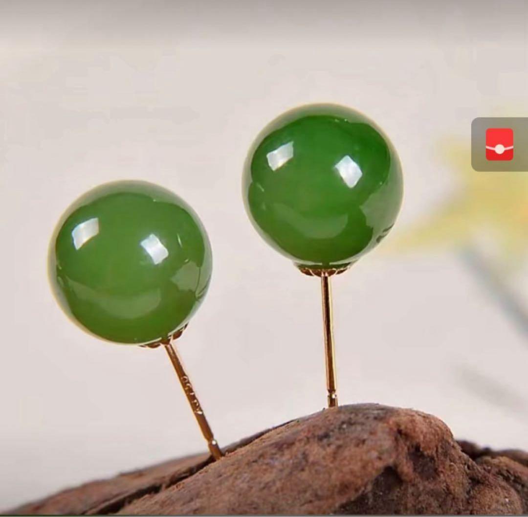 新品 18k使用の天然和田玉翡翠グリーン碧玉ラウンドのピアス D10117