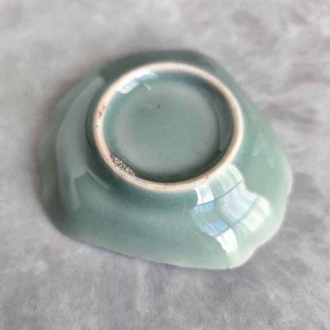 古伊万里　青磁　変形　小皿　豆皿　貝　赤絵　金彩　江戸時代　金直し　金継ぎ　骨董