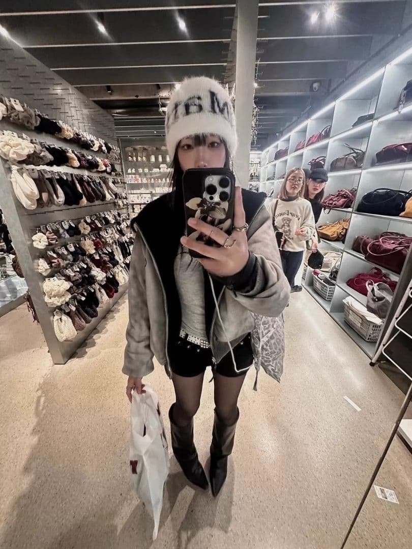 Matin kim ロゴ入りニット帽 2色在庫あり