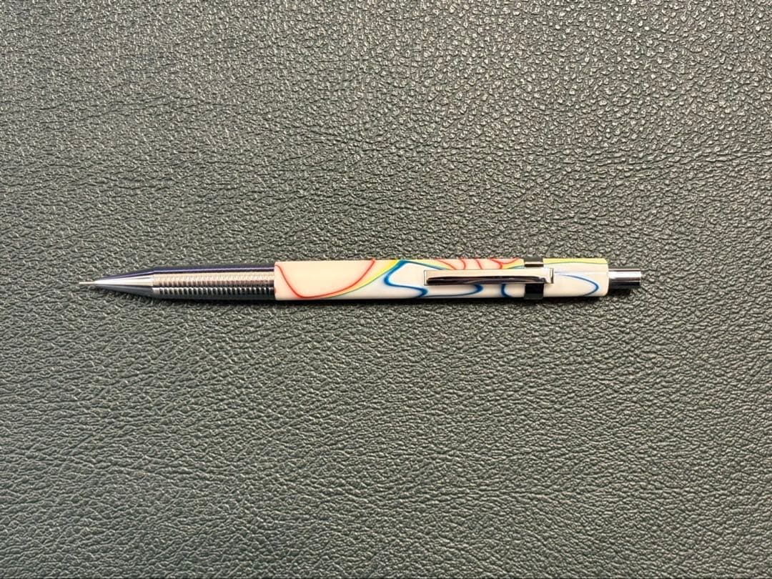 クラフトエー アクリル MP201 虹 レインボー White Red Blue