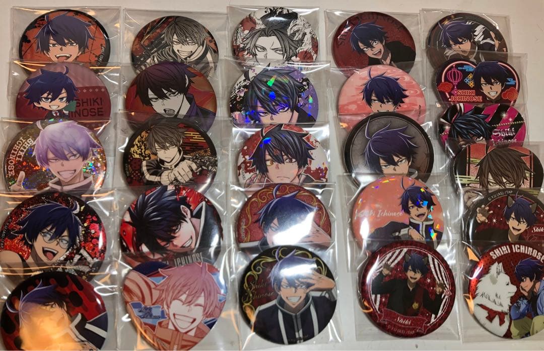 26点 桃源暗鬼 一ノ瀬四季 缶バッジ セット 原作 マズル バニー メイド
