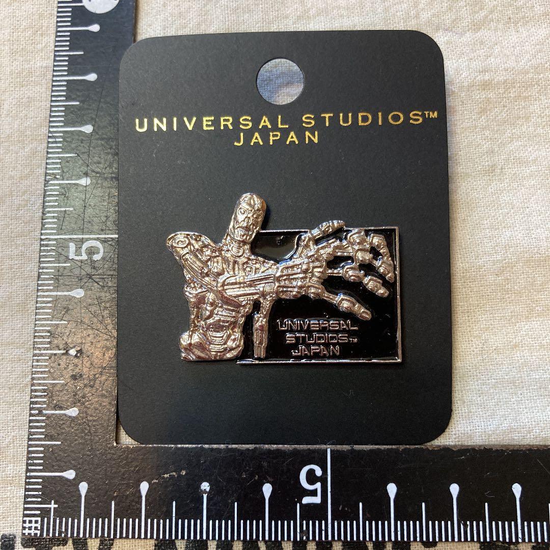 ピン　バッジ　ターミネーター　USJ 新品未使用　シュワ　サイバーダイン