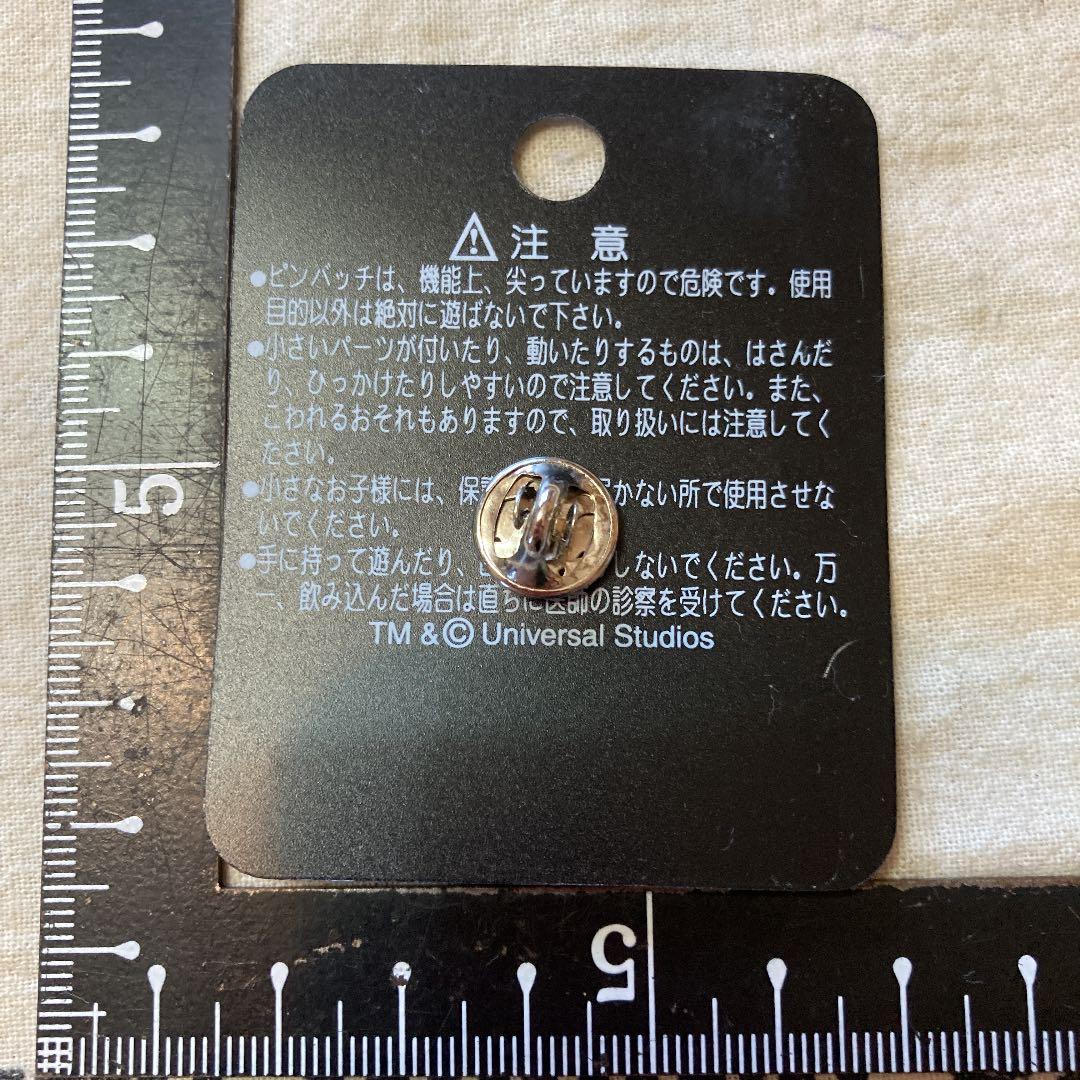 ピン　バッジ　ターミネーター　USJ 新品未使用　シュワ　サイバーダイン