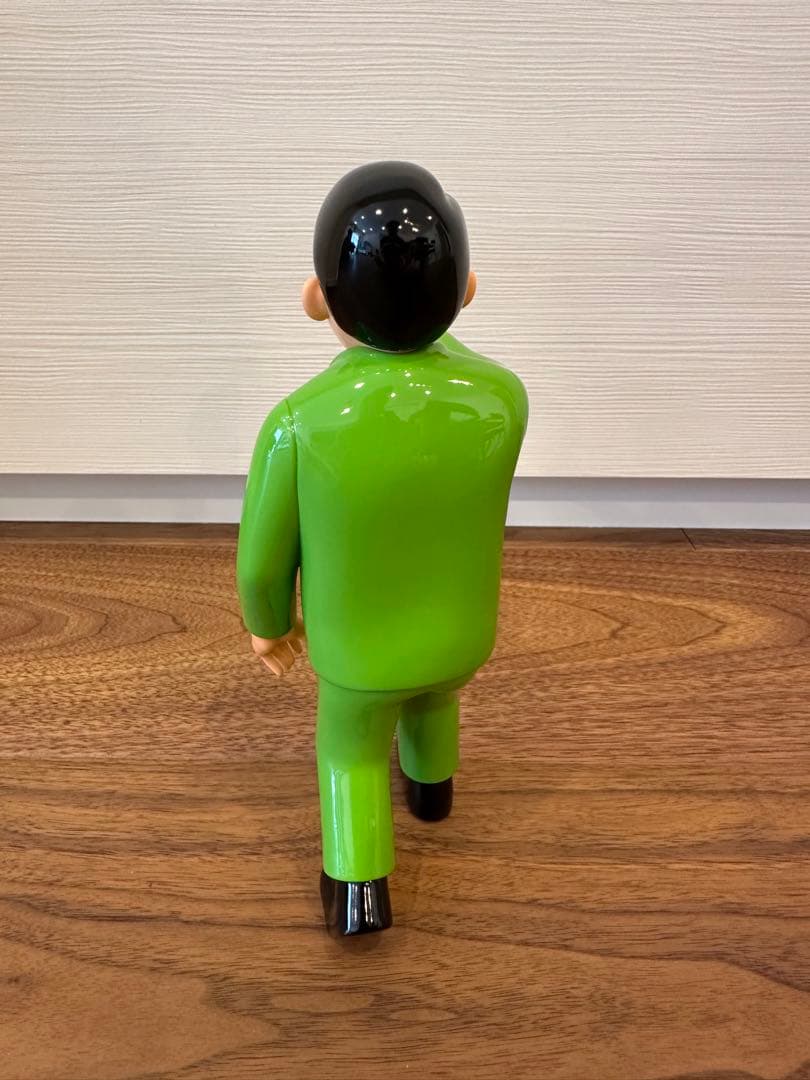 Joan Cornella の Idiotmeter と フィギュアセット