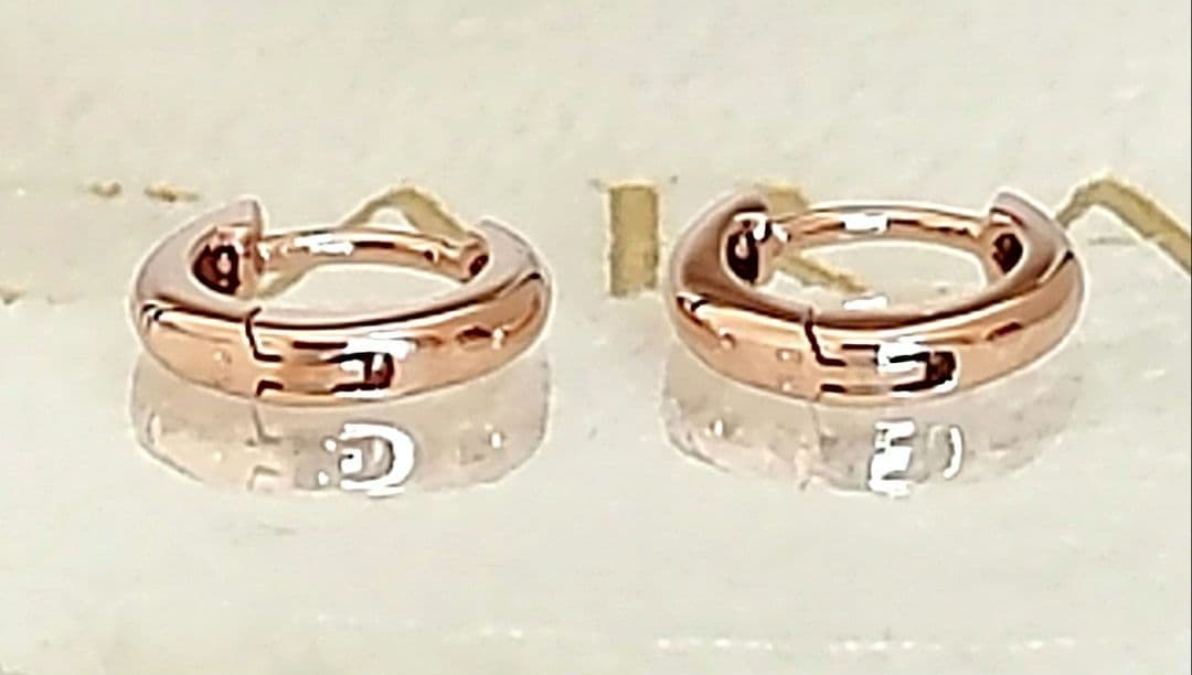 Carat(キャラット)K18PG(8mm)ラウンド中折れ式フープピアス