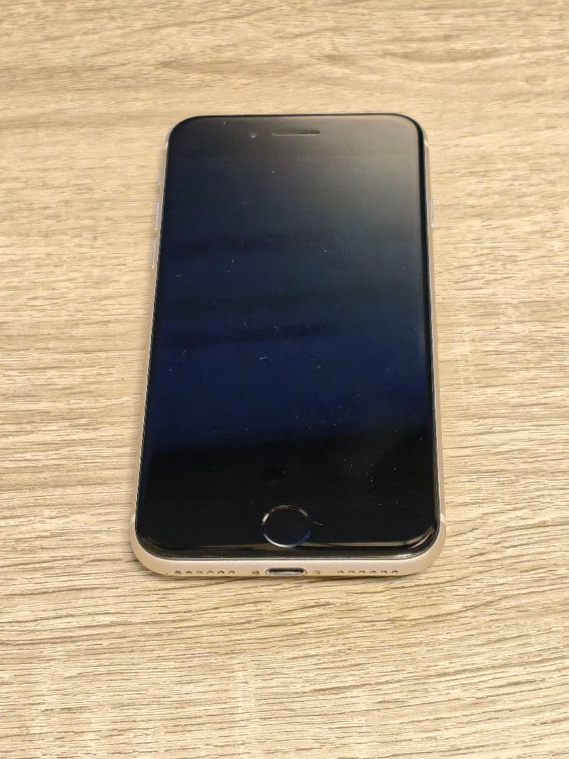 Apple iPhone SE (第3世代) 256GB スターライト