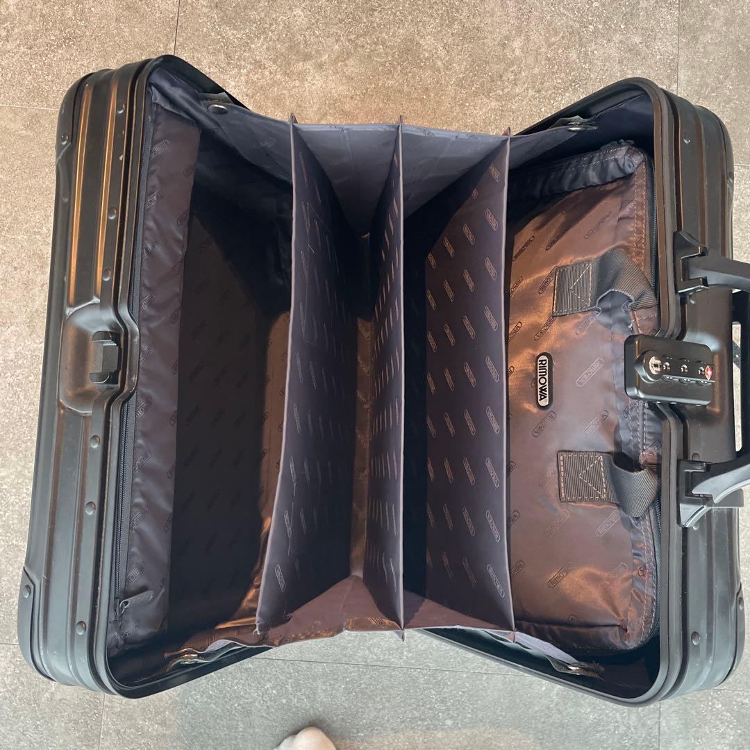 RIMOWA トパーズ　32L ブラック キャリーケース 小型
