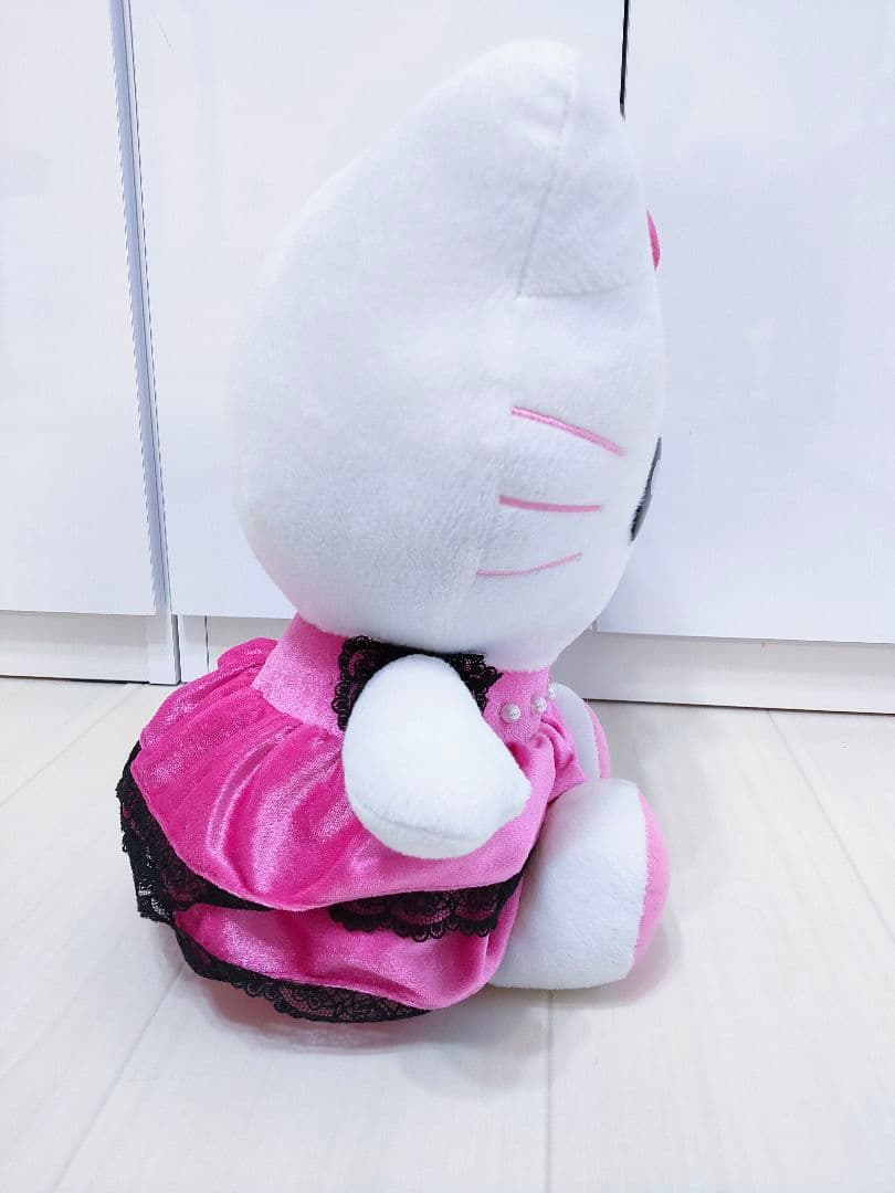 HELLOKITTY 特大ぬいぐるみ USJ限定 ユニバーサルスタジオジャパン