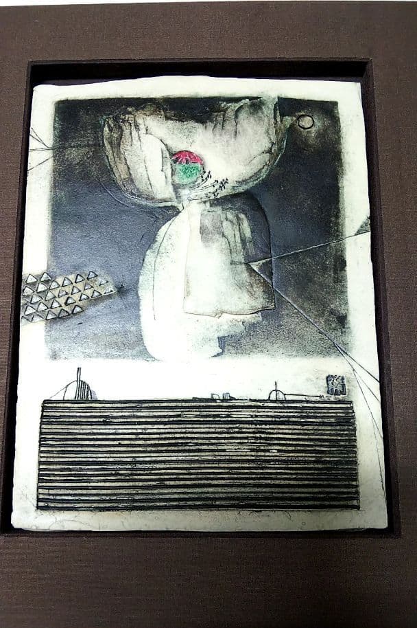 陶板　「白芥子」 三浦景生　染色