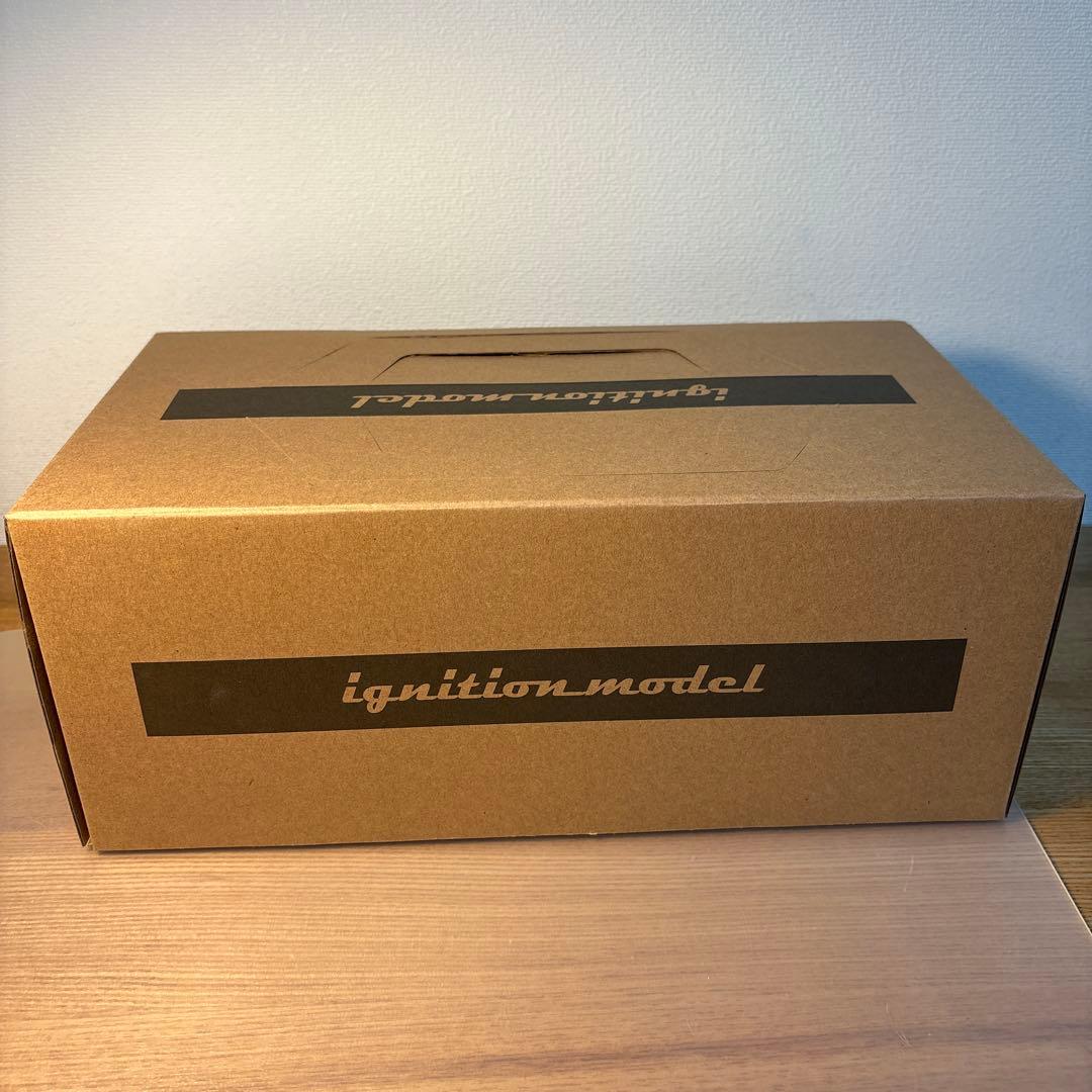 イグニッションモデル　DATSUN Fairlady 2000 エンジン付属