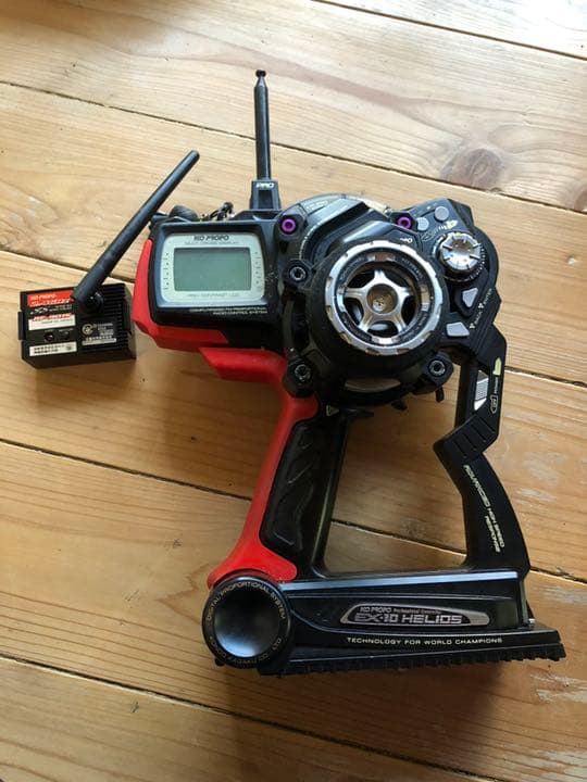 ナイトロ3エンジンカー