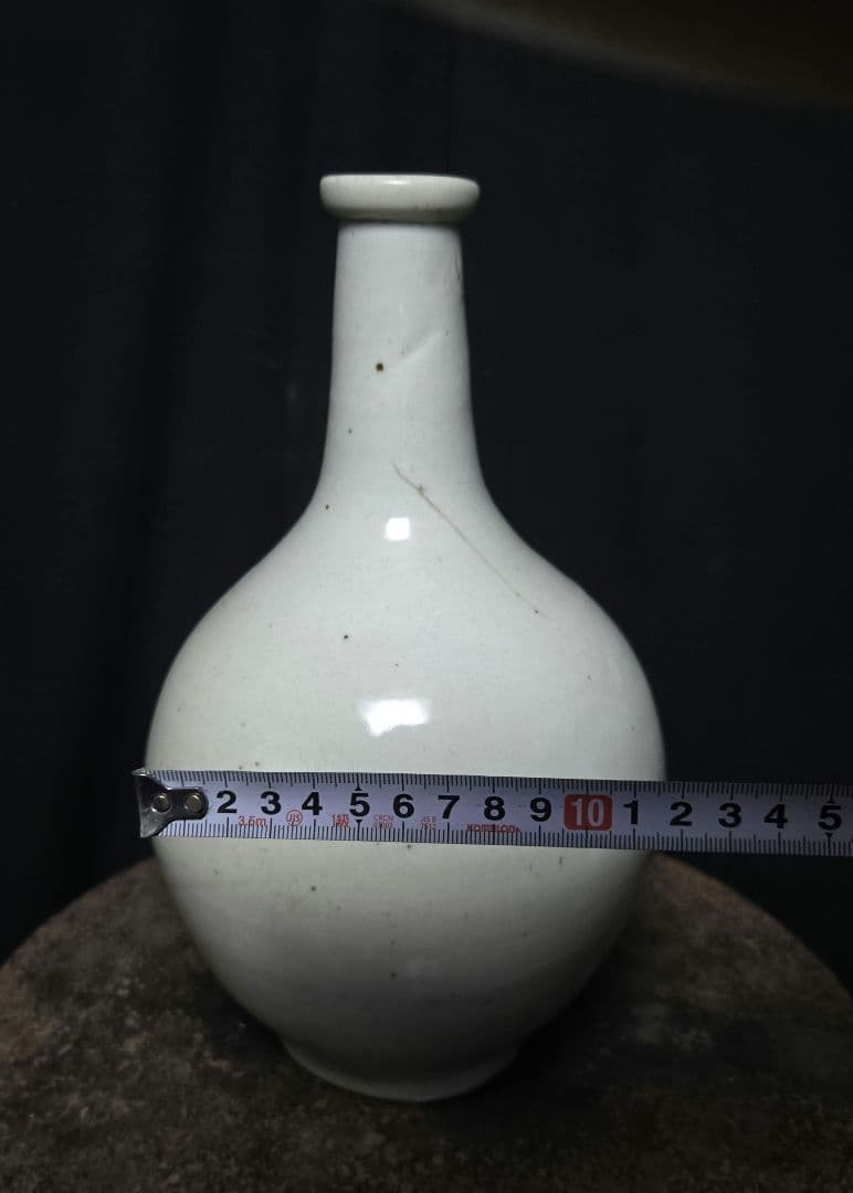 詳細不明確か古伊万里？白色陶器製ボトル型花瓶オブジェインテリア骨董市