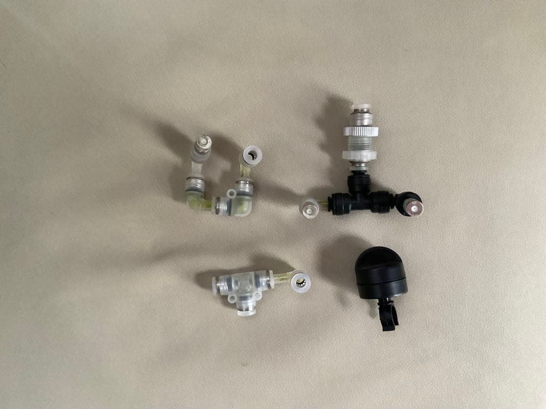 フォレスタプレッシャーポンプ　FS-1000 (電源アダプター、フィルター付属