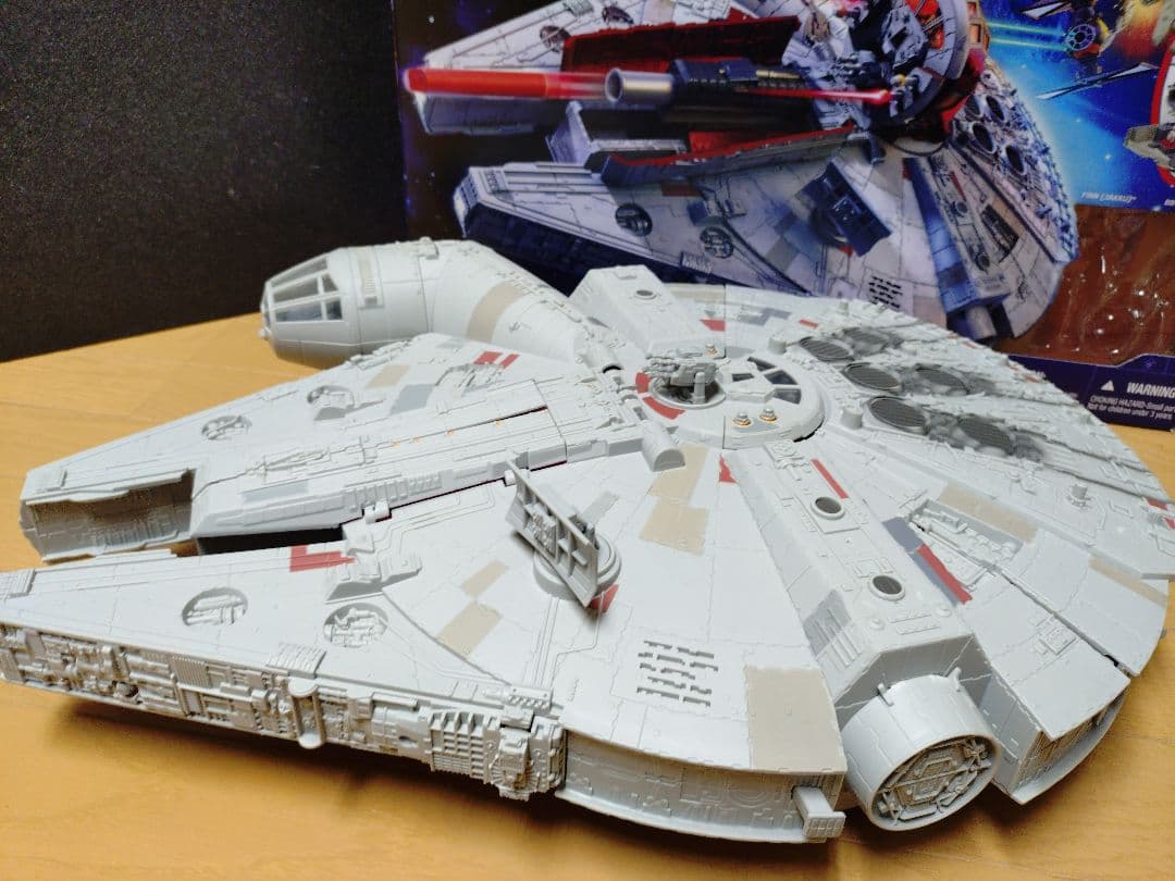 ミレニアム　ファルコン　ラージビークル　ベーシックフィギュア　フォースの覚醒