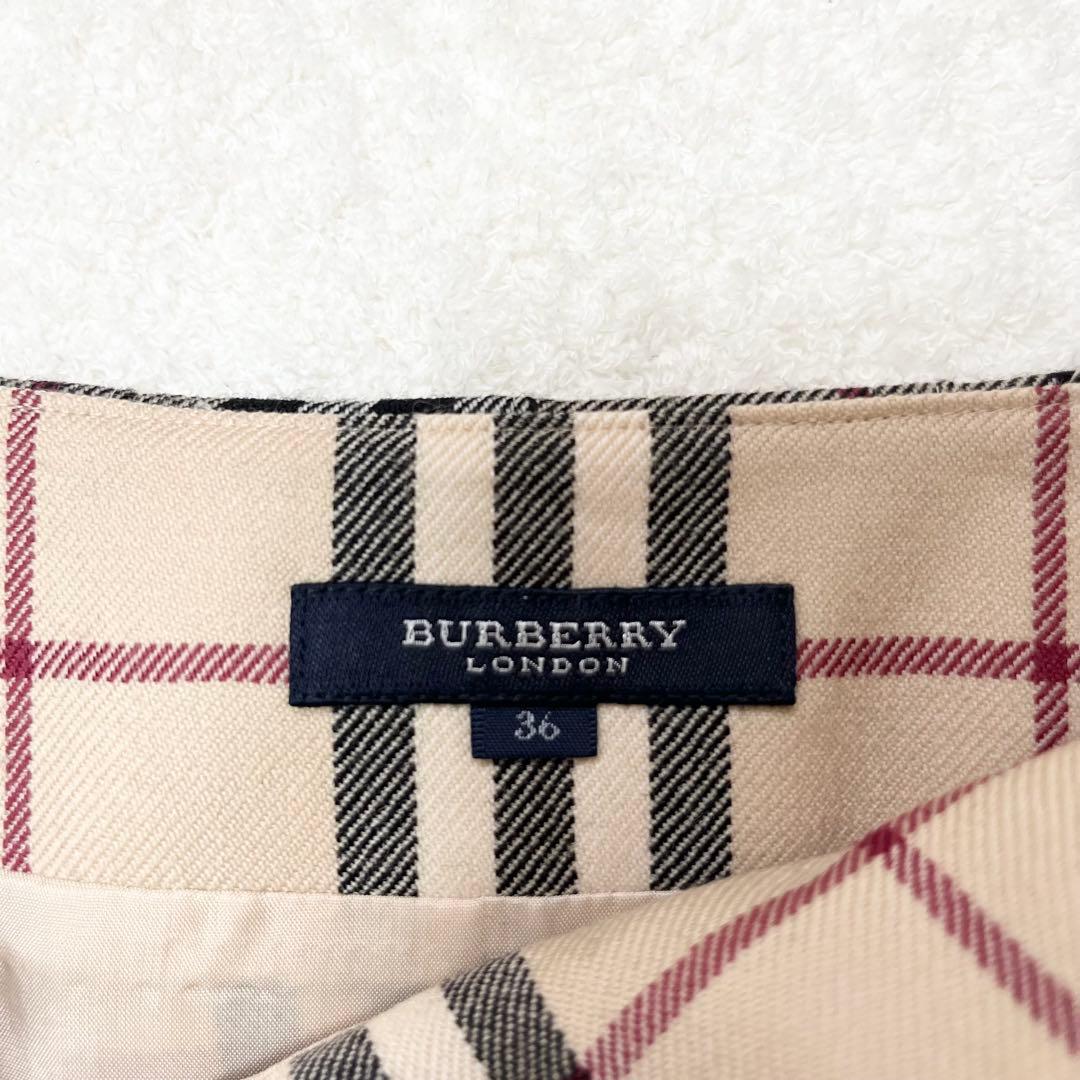 新品未使用　バーバリーロンドン　ノバチェック　プリーツスカート 毛　タグ付き36