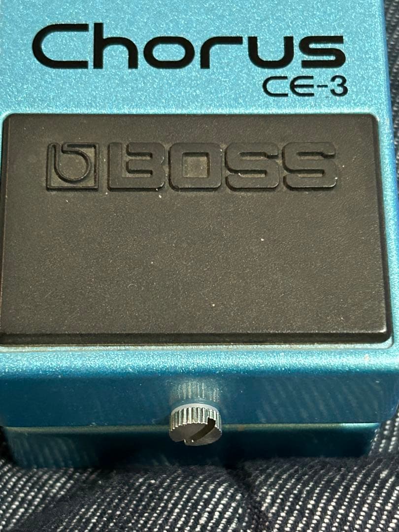 BOSSエフェクターＣＥ–3コーラス　日本製　銀ネジ使用　プロ愛用